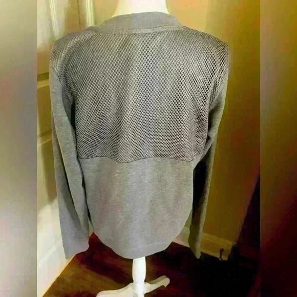 PINK ladies sweatshirt lightweight. Petite Small oversized. Long sleeve gray - Picture 6 of 9